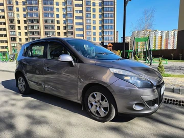 Авто Renault Scenic Iii 2011 № 8669026