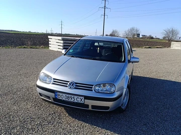 Авто Volkswagen Golf 2002 № 8669119