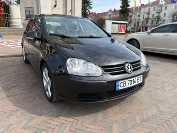 Авто Volkswagen Golf 2004 № 8669164