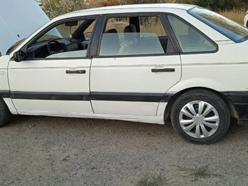 Авто Opel Admiral 1988 № 8669758