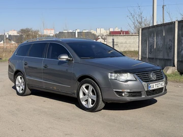 Авто Volkswagen Passat Variant 2006 № 8669915