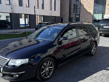 Авто Volkswagen Passat Variant 2010 № 8669952