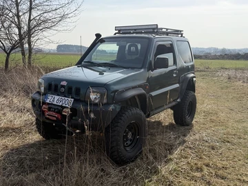 Авто Suzuki Jimny 2010 № 8670085