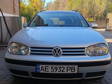 Авто Volkswagen Golf 2001 № 8670269