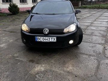 Авто Volkswagen Golf 2010 № 8670506