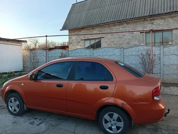 Авто Chevrolet Aveo 2005 № 8670605