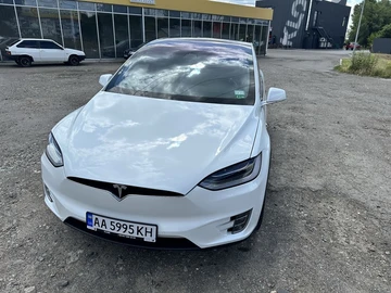 Авто Tesla Model X 2019 № 8670620