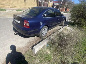 Авто Volkswagen Passat Sedan 2001 № 8670626