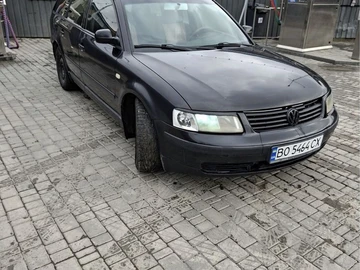 Авто Volkswagen Passat Variant 1999 № 8670947