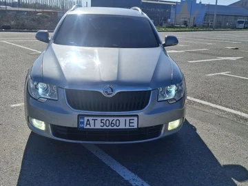 Авто Skoda Superb 2010 № 8671003