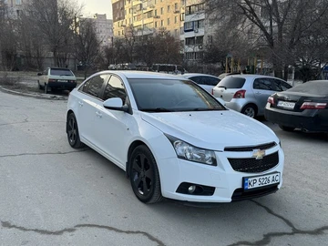 Авто Chevrolet Cruze 2011 № 8671035