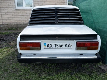 Авто ВАЗ 2107 1982 № 8671046