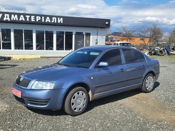 Авто Skoda Superb 2004 № 8671738