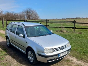 Авто Volkswagen Golf 2000 № 8671767