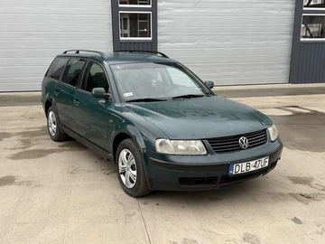 Авто Volkswagen Passat Variant 1999 № 8671994