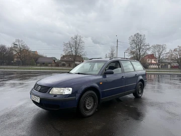 Авто Volkswagen Passat Sedan 1998 № 8672029