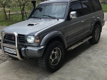 Авто Mitsubishi Pajero 1996 № 8672059
