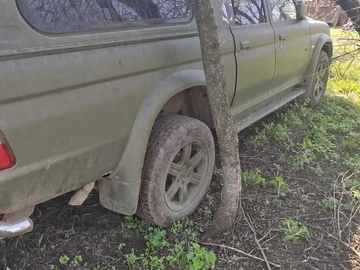 Авто Mitsubishi L 200 2005 № 8672294