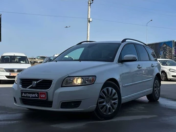 Авто Volvo V50 2009 № 8672299