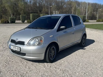 Авто Toyota Yaris 2001 № 8672305