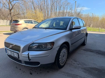 Авто Volvo V50 2007 № 8672349