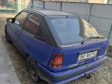 Авто Opel Kadett 1988 № 8672351