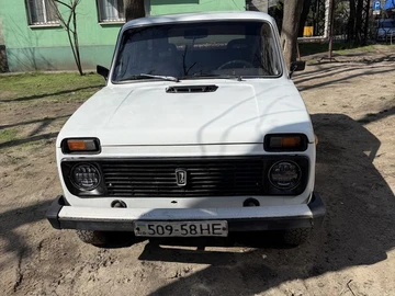 Авто ВАЗ 2121 1993 № 8672360