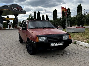 Авто ВАЗ 2108 1993 № 8672922