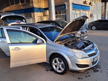 Авто Opel Astra 2009 № 8672942