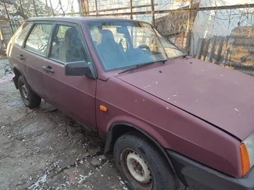 Авто ВАЗ 2109 1996 № 8672954