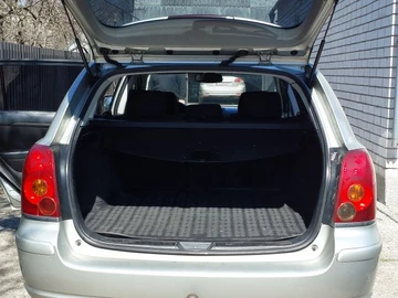 Авто Toyota Avensis 2004 № 8672973
