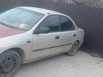 Авто Mazda 323 1995 № 8673151