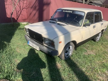 Авто ВАЗ 2107 1995 № 8673192