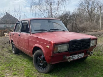 Авто ВАЗ 2107 1987 № 8673256