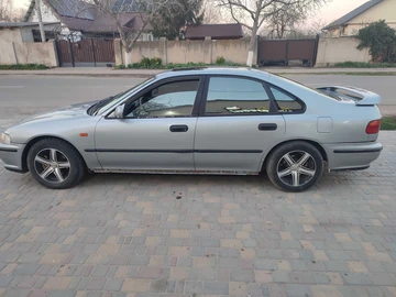 Авто Honda Accord 1994 № 8673464