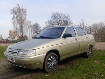 Авто ВАЗ 2110 2001 № 8673478