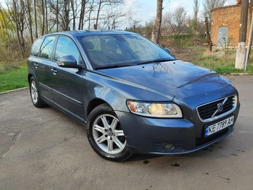 Авто Volvo V50 2009 № 8673505