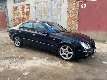 Авто Mercedes 220 2005 № 8673709