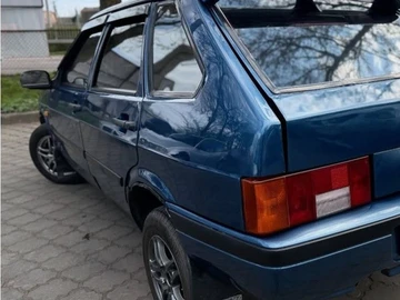 Авто ВАЗ 2109 1998 № 8673711
