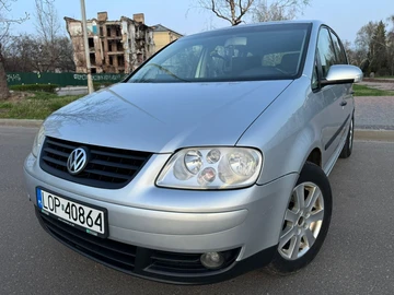 Авто Volkswagen Touran 2004 № 8673737