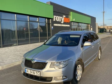 Авто Skoda Superb 2011 № 8674040