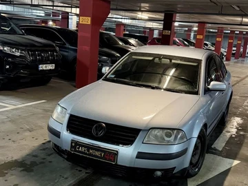 Авто Volkswagen Passat Sedan 2000 № 8674105