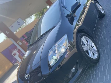 Авто Toyota Auris 2007 № 8674282