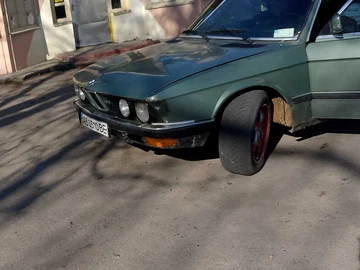 Авто BMW M5 1985 № 8674318