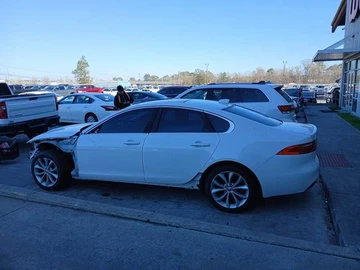 Авто Jaguar Xf 2017 № 8674358