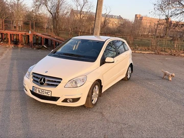 Авто Mercedes B Серия 2011 № 8674415
