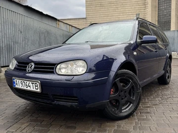 Авто Volkswagen Golf 2000 № 8674418