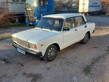 Авто ВАЗ 2105 1991 № 8674436