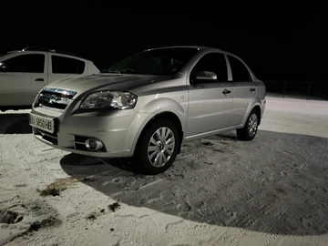 Авто Chevrolet Aveo 2010 № 8674490