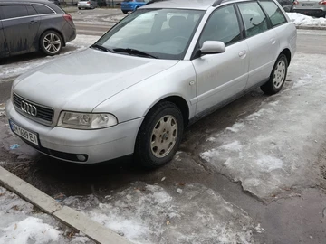 Авто Audi A4 2001 № 8674696